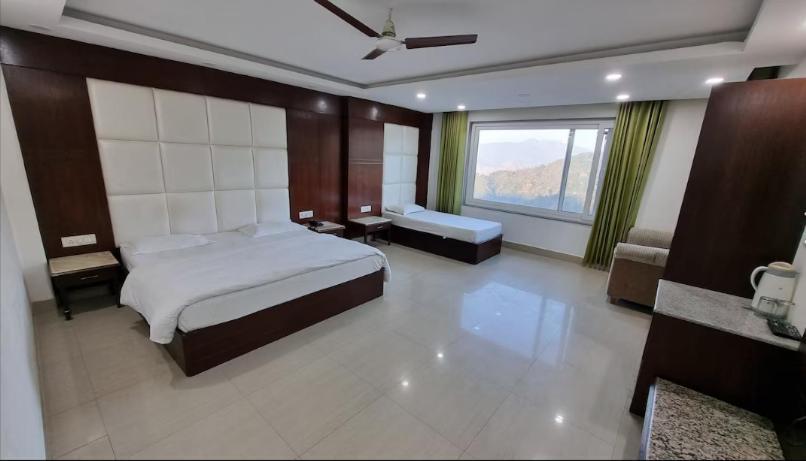 Deep Hotel Mussoorie Exteriör bild