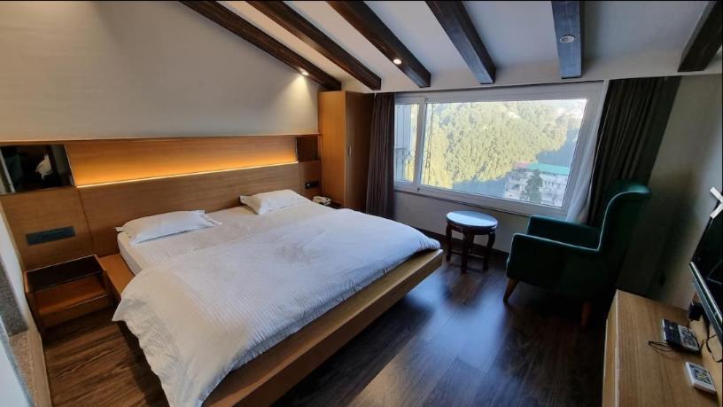 Deep Hotel Mussoorie Exteriör bild