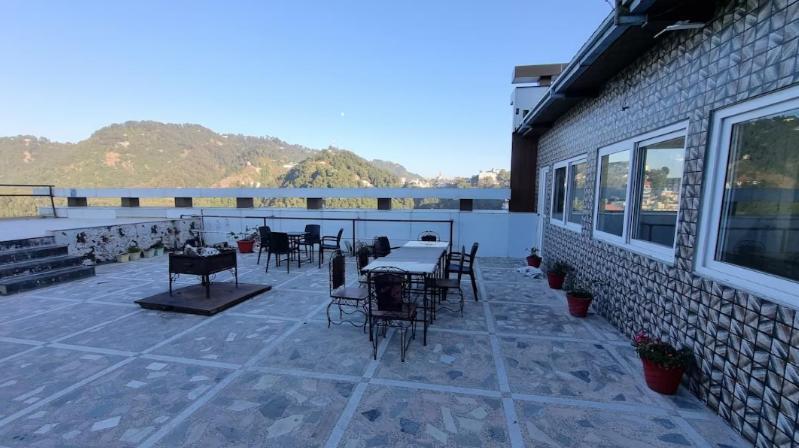 Deep Hotel Mussoorie Exteriör bild