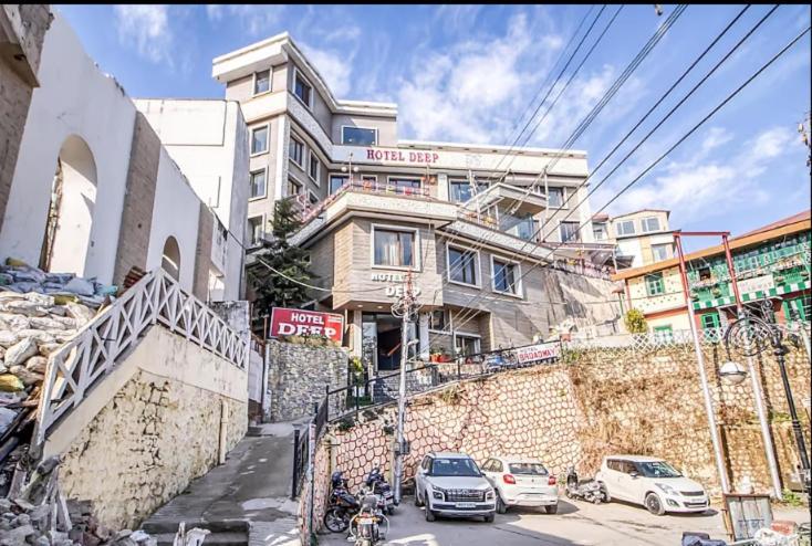 Deep Hotel Mussoorie Exteriör bild